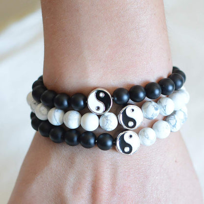 Fashion Men Women Taiji Yin Yang Feng Shui Charm Bracelet Natural White Turquoise and Black Beaded Couple Bracelets Friendship Distance Bracelet Jewelry